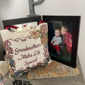 Vintage Grandmothers Gift Pillow Tapestry Door Hanger Floral Sentimental Grandma